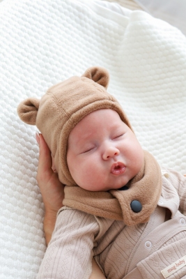 Шапка-шлем Yumi Коричневый MagBaby