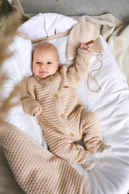 Чоловічок Scales Бежевий MagBaby